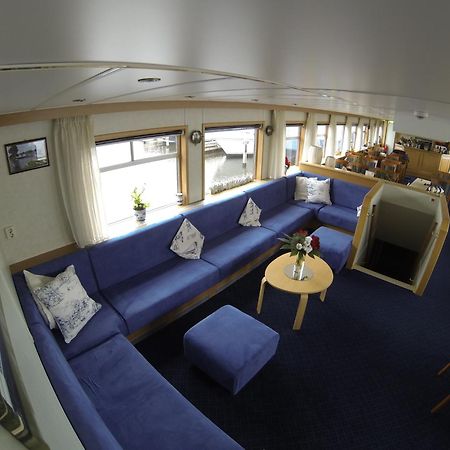 Botel Zwaantje Amsterdam Buitenkant foto