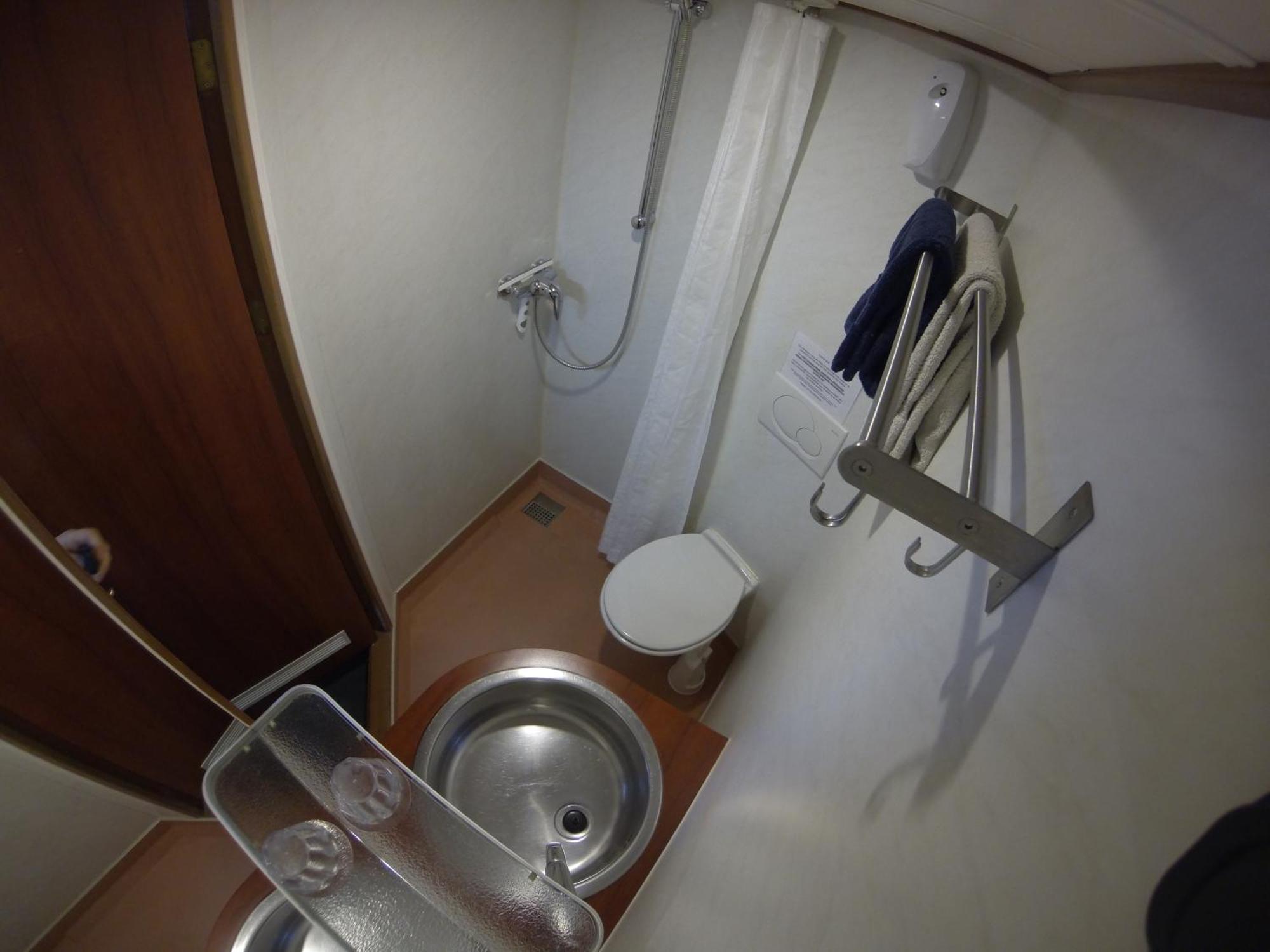 Botel Zwaantje Amsterdam Kamer foto