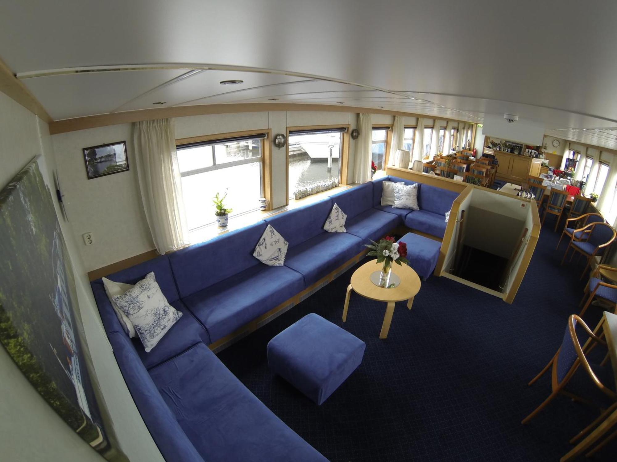 Botel Zwaantje Amsterdam Buitenkant foto