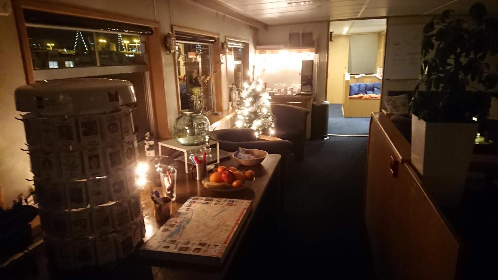Botel Zwaantje Amsterdam Buitenkant foto