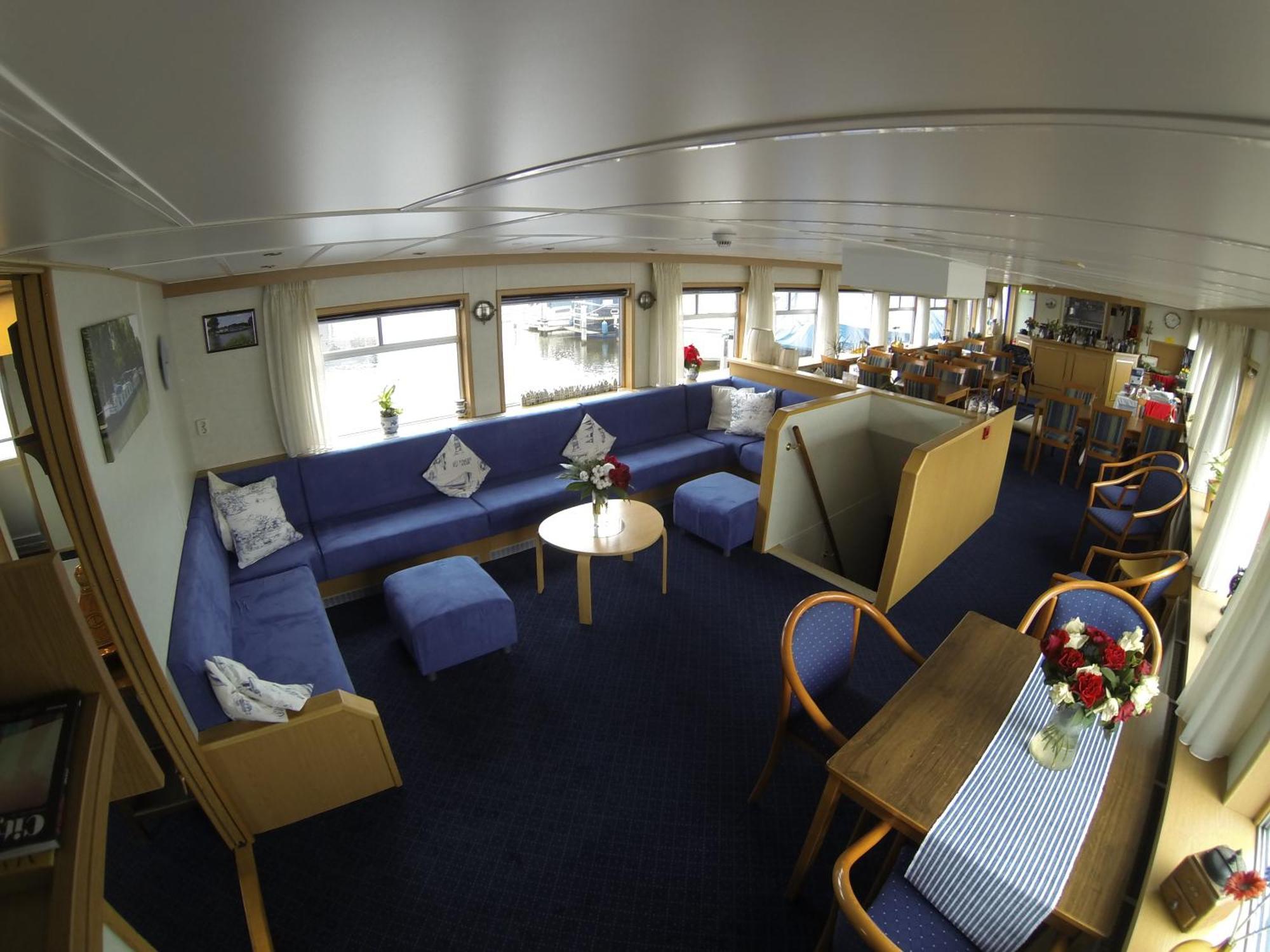 Botel Zwaantje Amsterdam Buitenkant foto